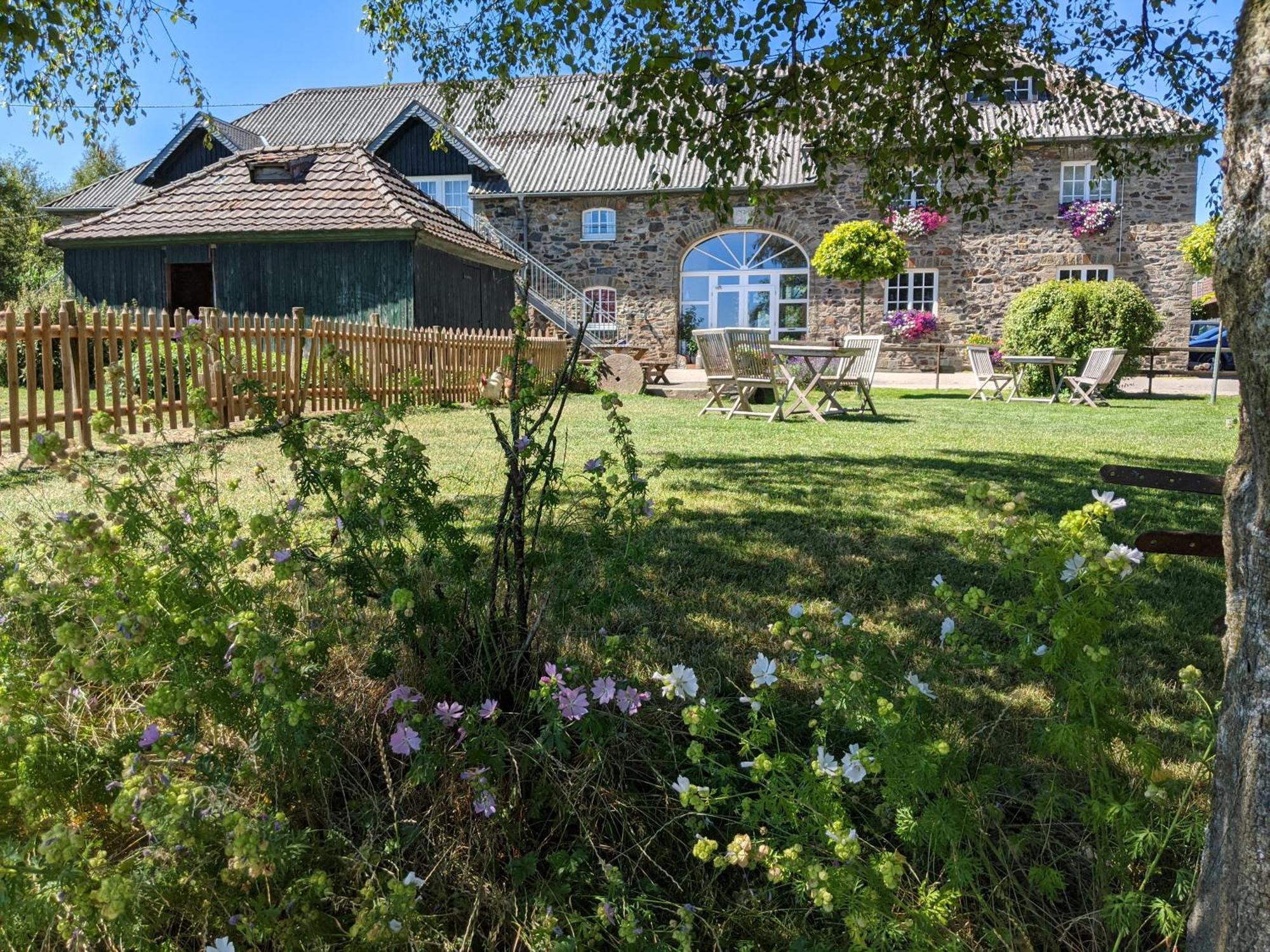 Victorhof Landurlaub Deine Auszeit Im Gruenen, Umgeben Von Wald & Wiesen Monschau Exterior foto